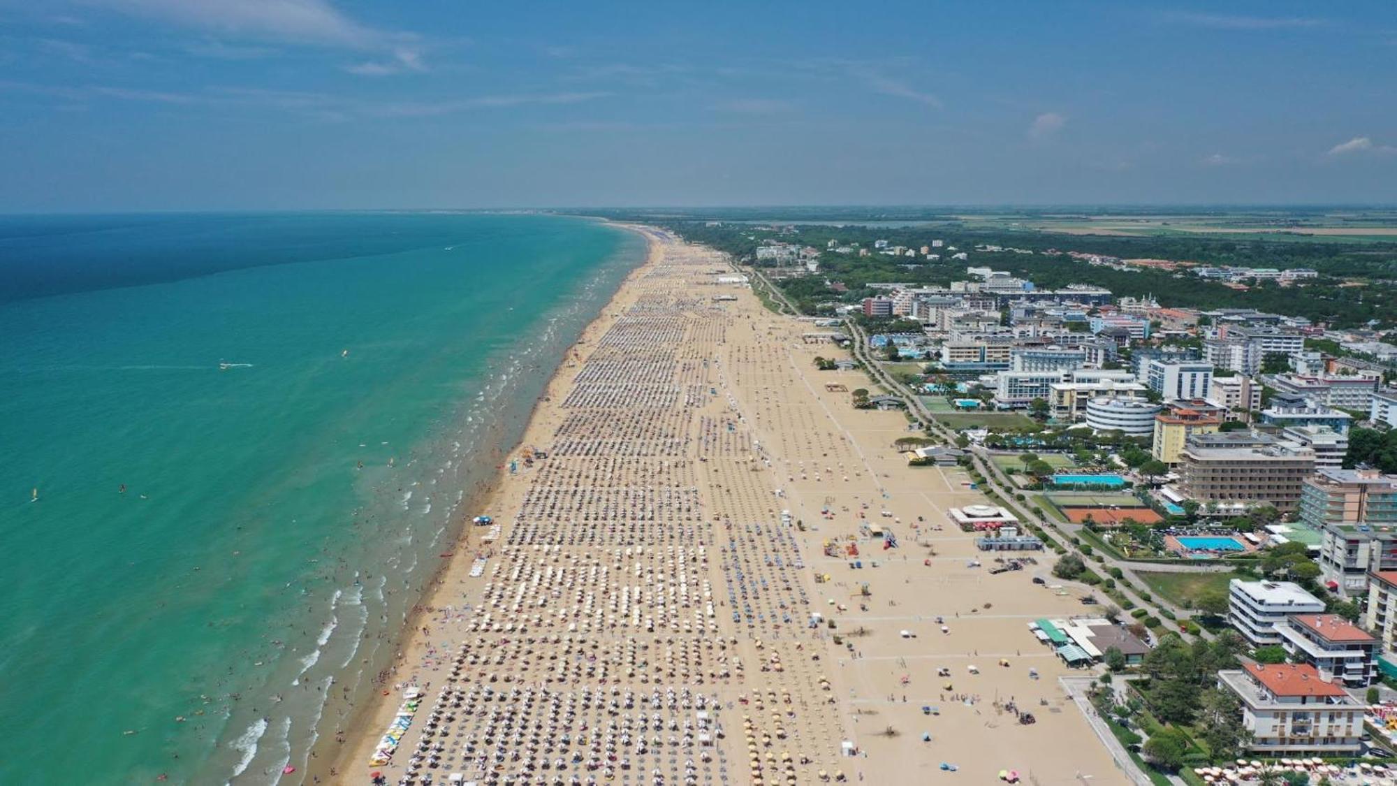 Lovely Seaview Flat - Beahost Appartamento Bibione